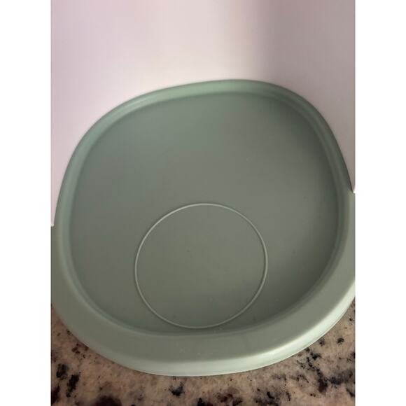 Momcozy water warmer for night feedings, instant bottle water warmer for formula - Picture 11 of 11